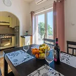 Anamarija Apartment